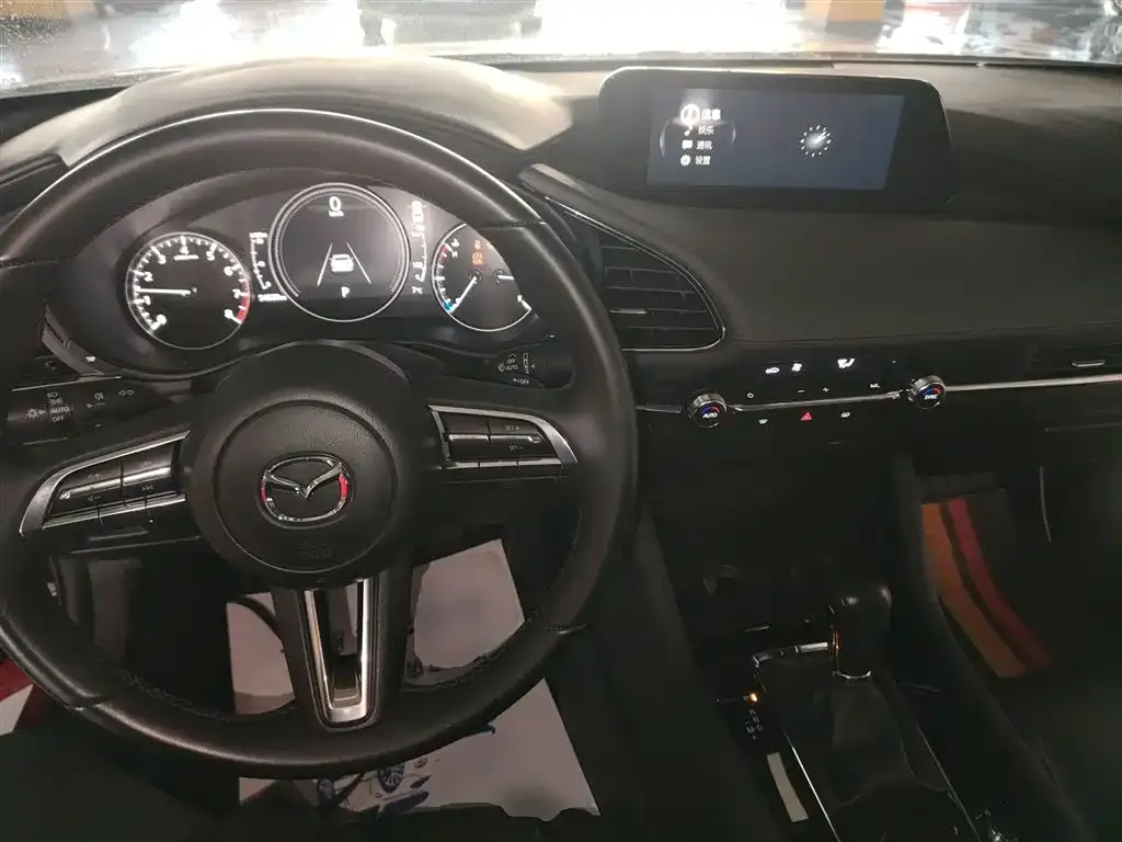 Mazda 3 Axela 2023 из CN, фото 3