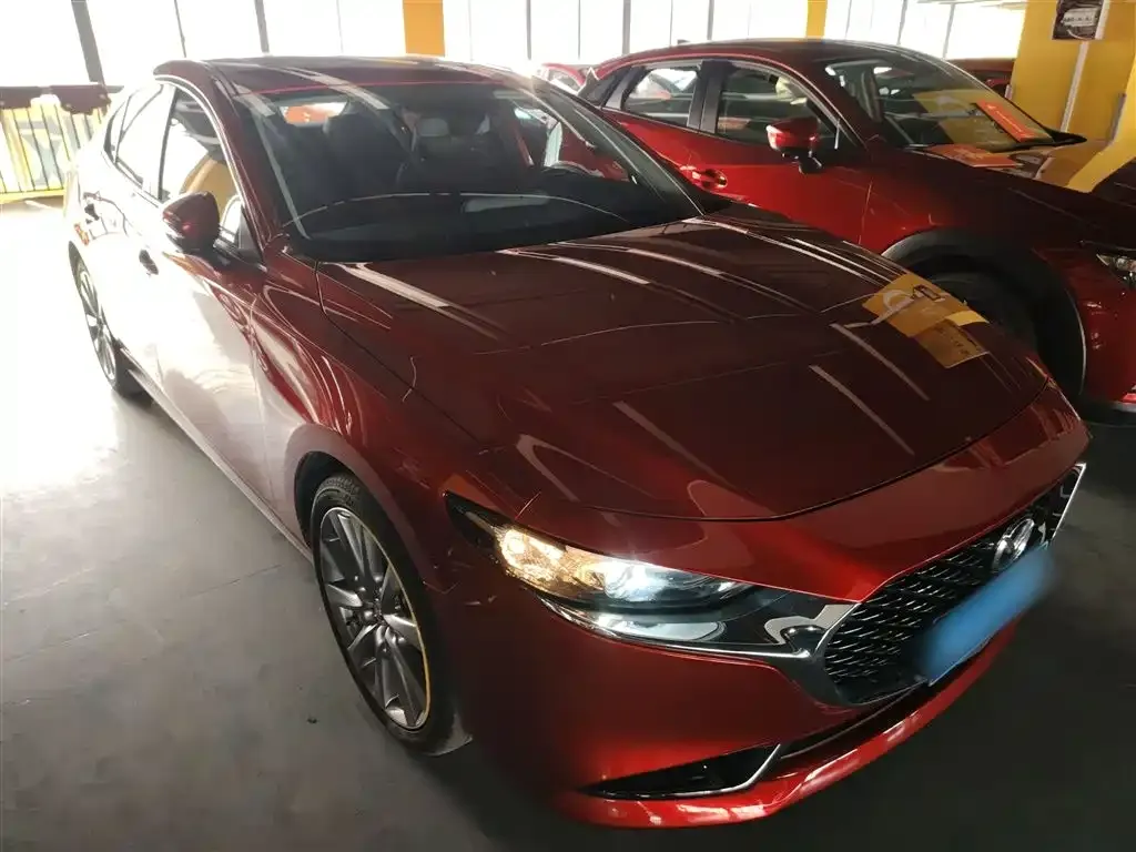 Mazda 3 Axela 2023 из CN, фото 5