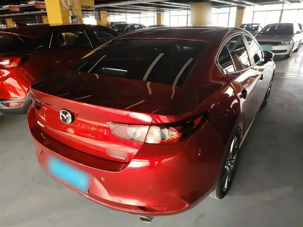 Mazda 3 Axela 2023 из CN, фото 9