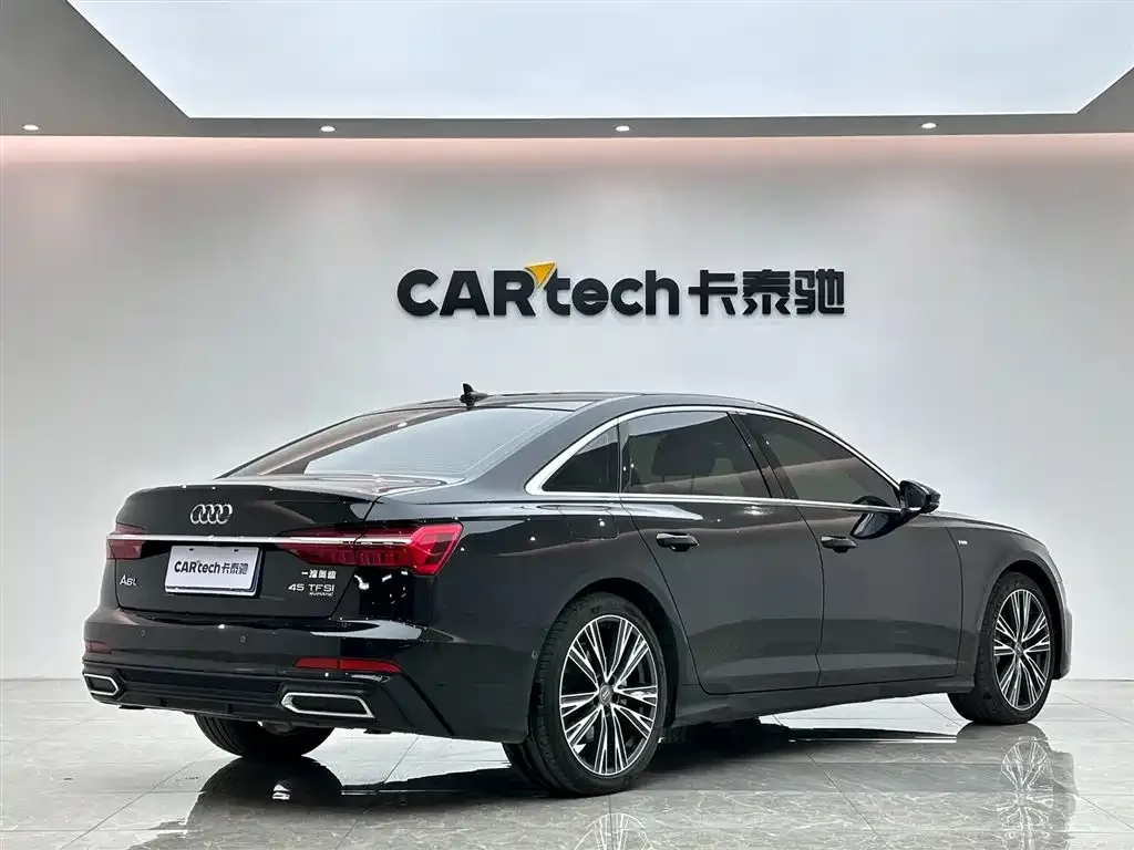 Audi A6L 2021 из CN, фото 10