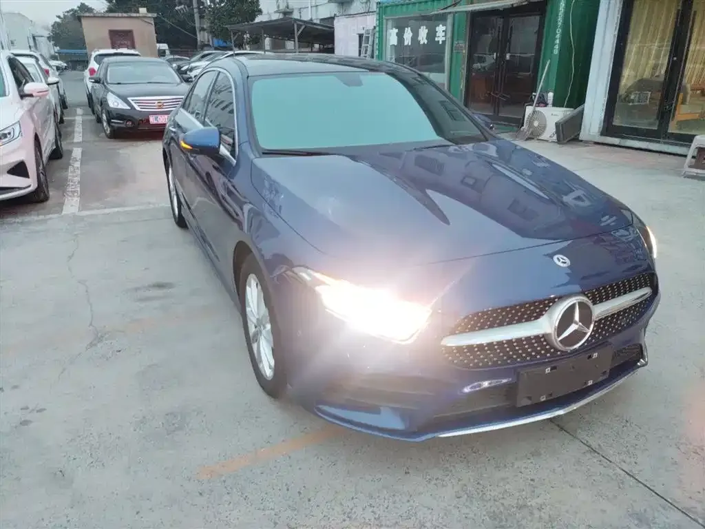 Mercedes-Benz A-Class 2023 из CN, фото 4