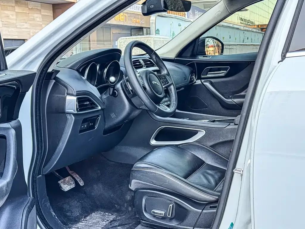 Jaguar F-PACE 2021 из CN, фото 2
