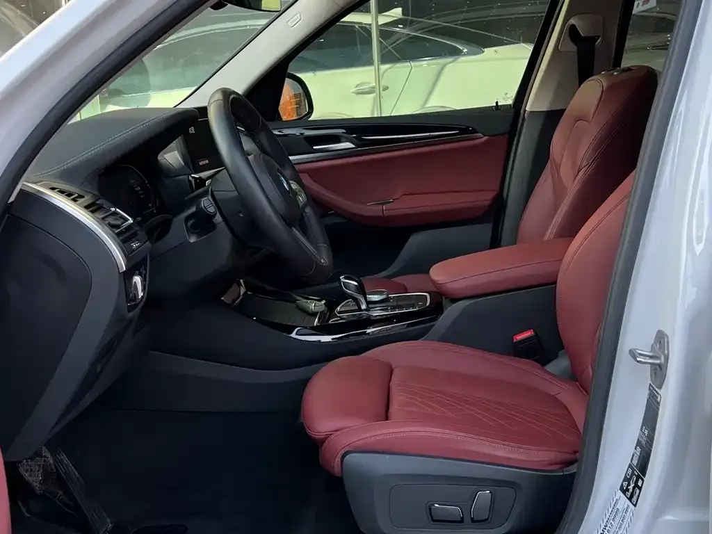 BMW X3 2023 из CN, фото 2