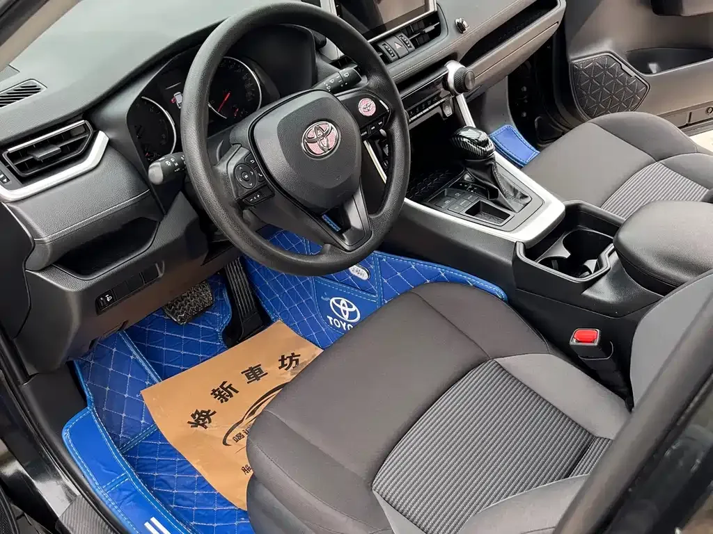 Toyota Wildlander 2023 из CN, фото 6