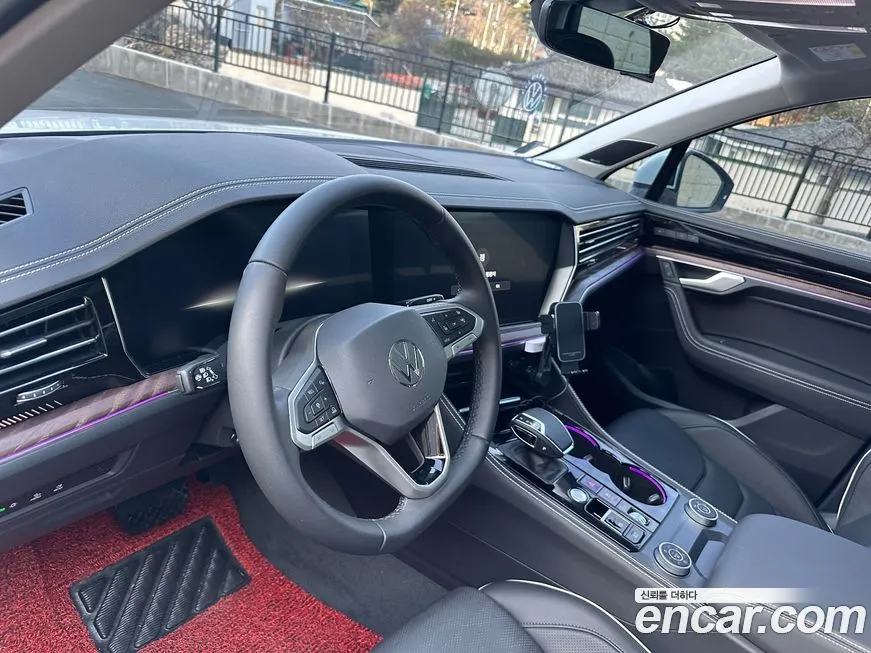 Volkswagen Touareg 2026 из KR, фото 2