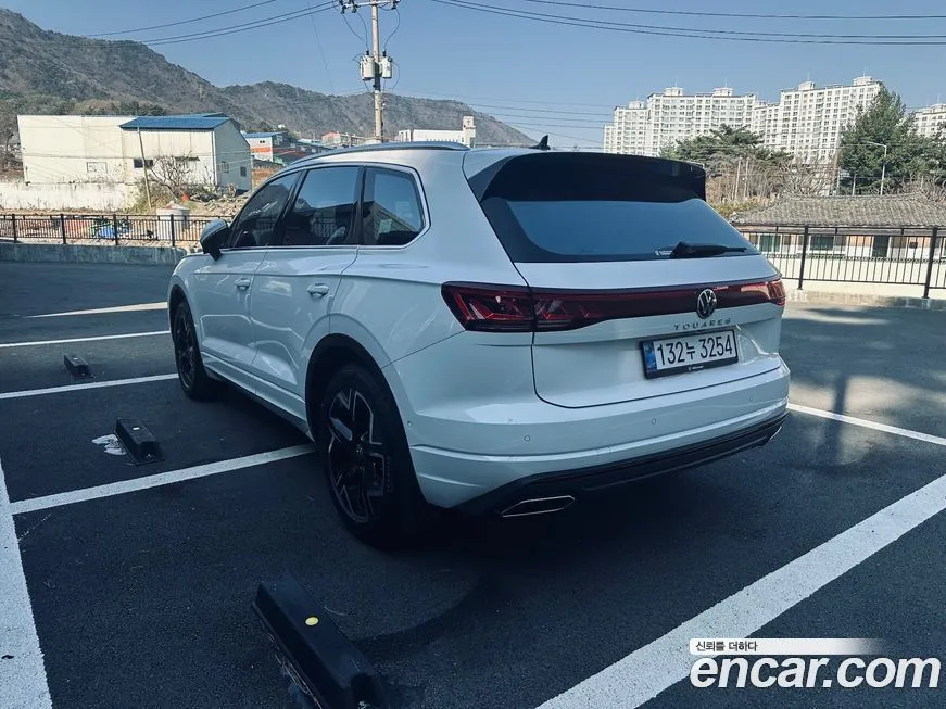 Volkswagen Touareg 2026 из KR, фото 4