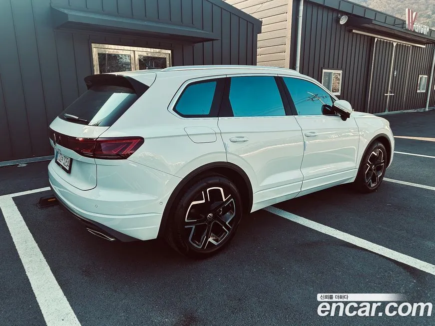 Volkswagen Touareg 2026 из KR, фото 5