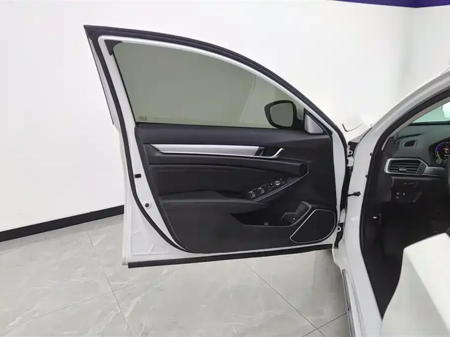 Honda Accord 2022 из CN, фото 7