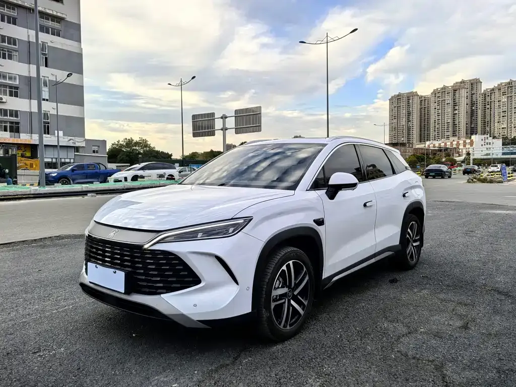 BYD L DM-i 2025 из CN, фото 1