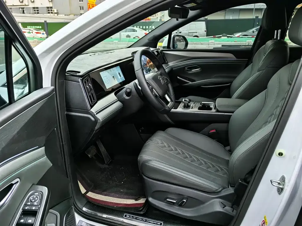 BYD L DM-i 2025 из CN, фото 5