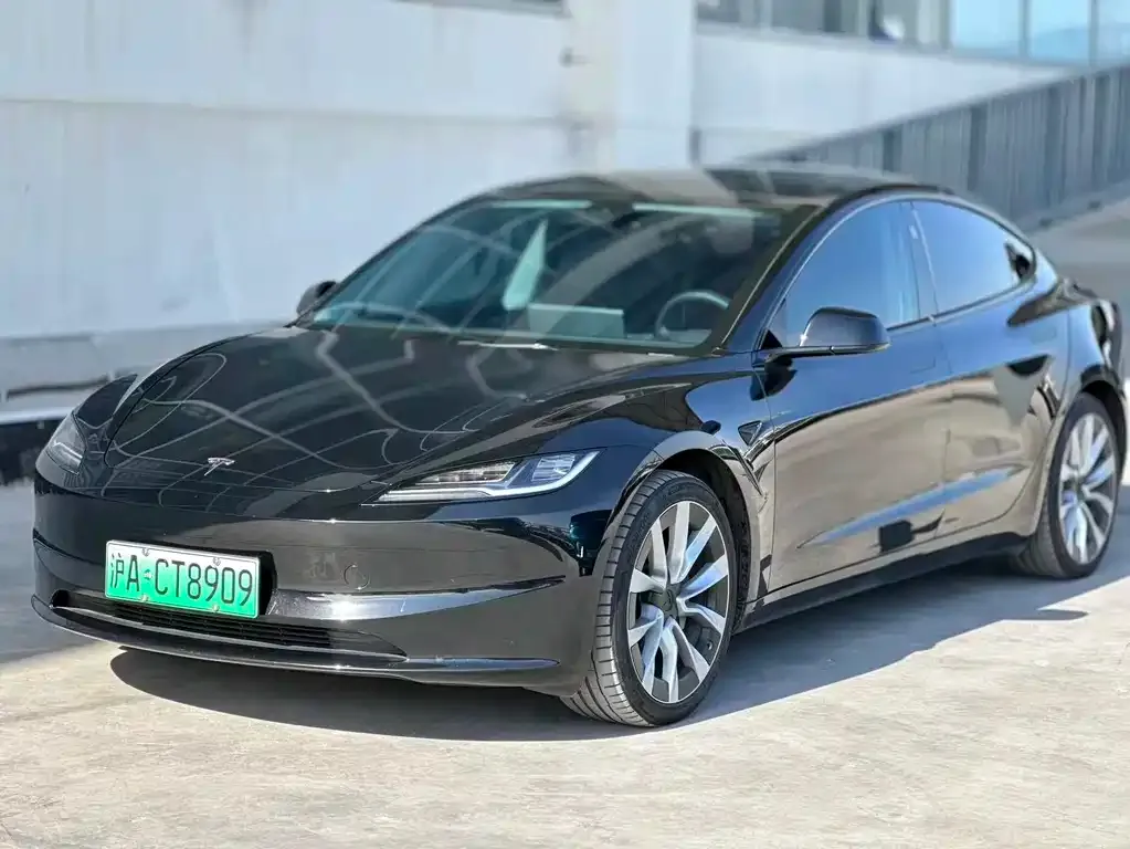 Tesla Model 3 2023 из CN, фото 1