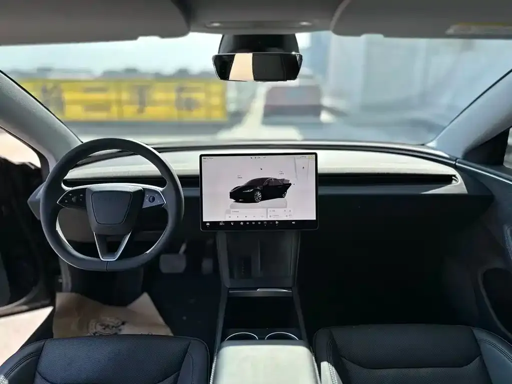 Tesla Model 3 2023 из CN, фото 4