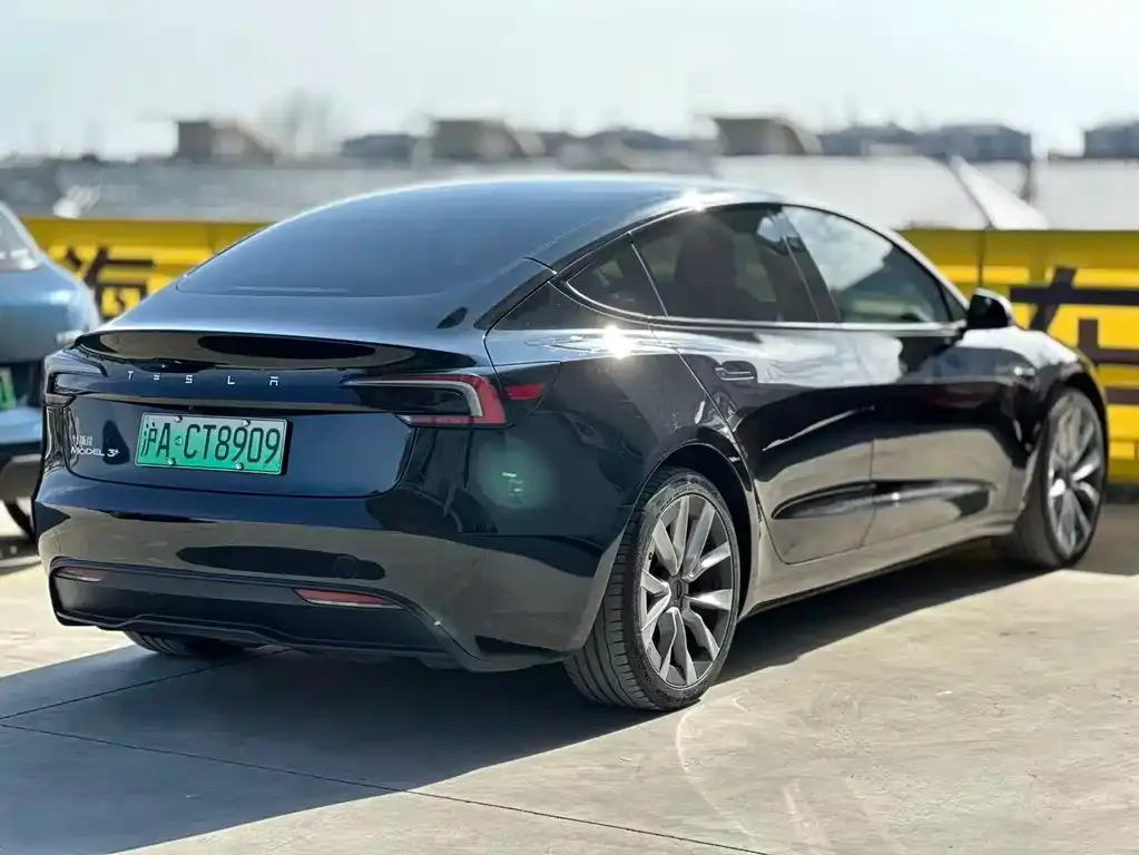 Tesla Model 3 2023 из CN, фото 9