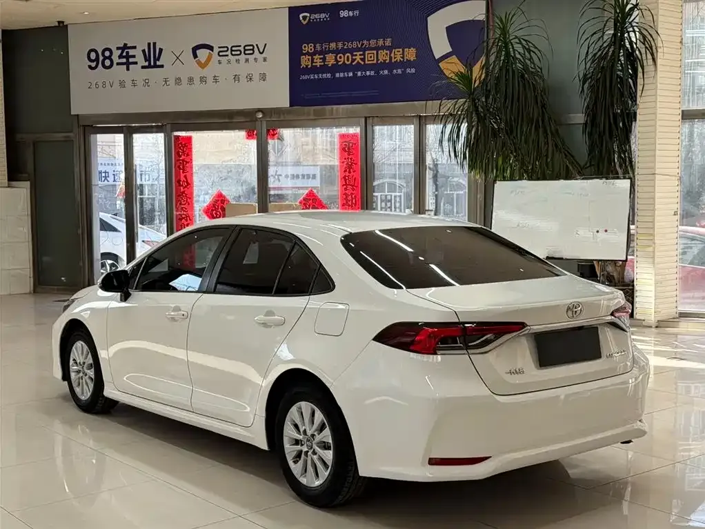 Toyota Corolla 2023 из CN, фото 4