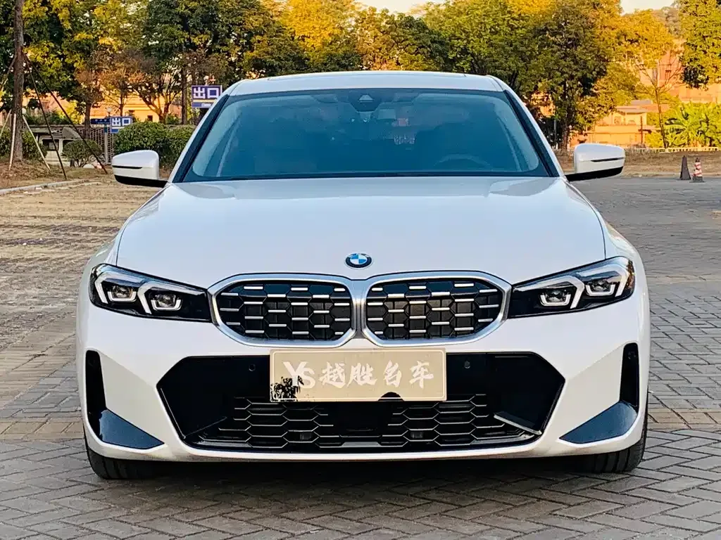 BMW 3 Series 2025 из CN, фото 8