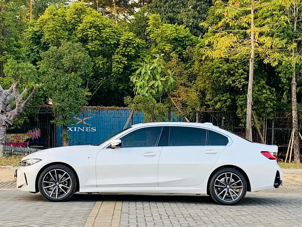 BMW 3 Series 2025 из CN, фото 6