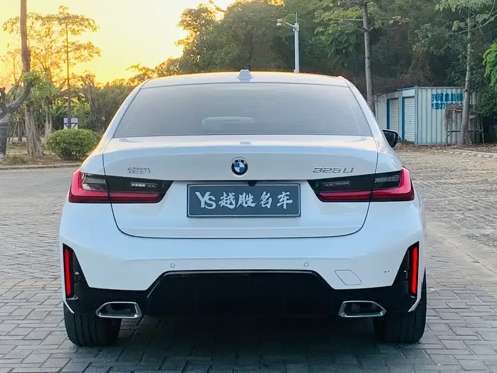 BMW 3 Series 2025 из CN, фото 2
