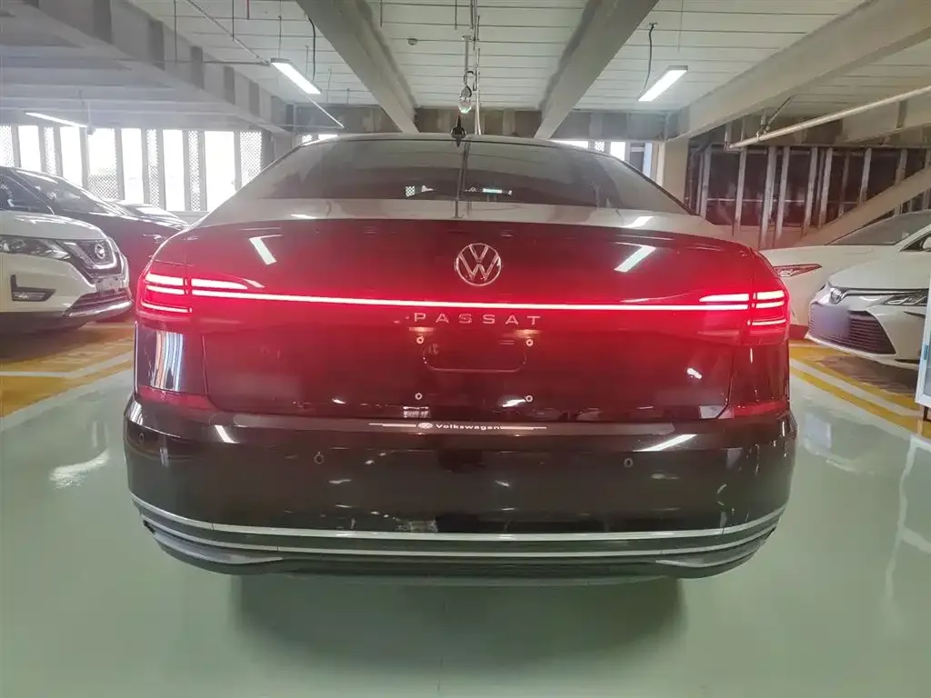 Volkswagen Passat 2022 из CN, фото 6
