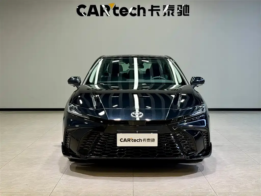 Toyota Camry 2025 из CN, фото 3