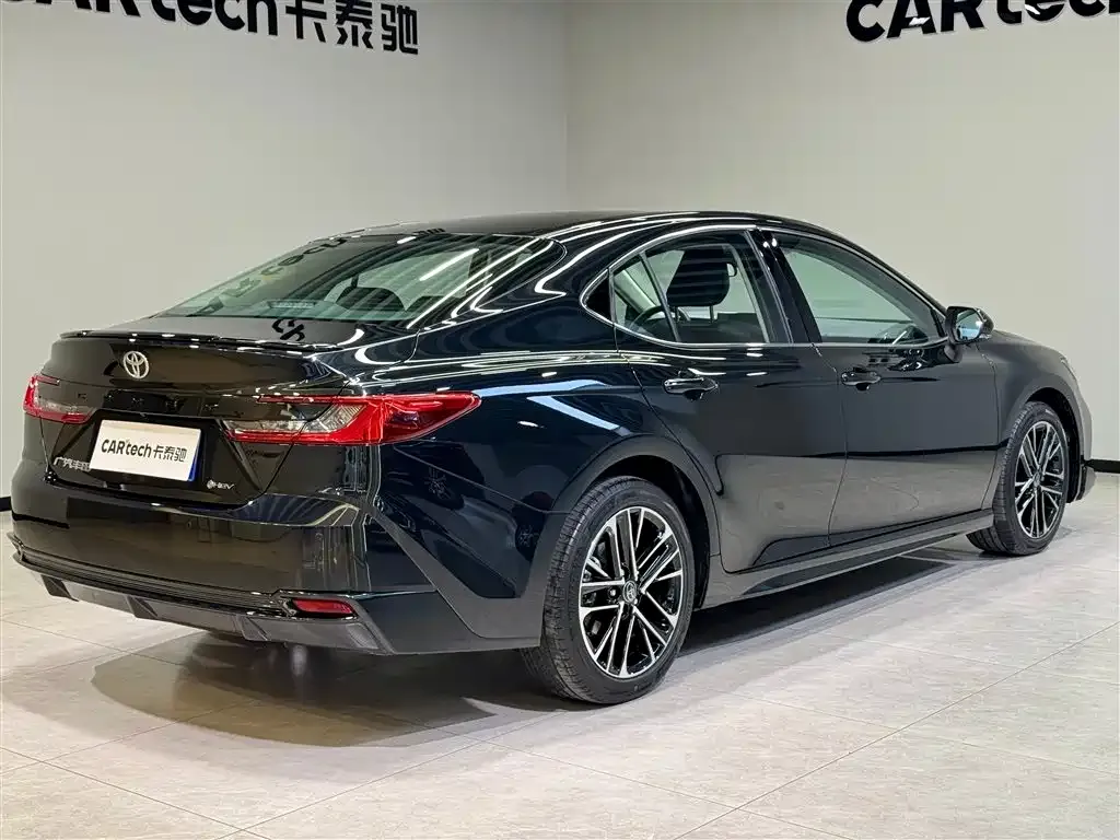 Toyota Camry 2025 из CN, фото 5