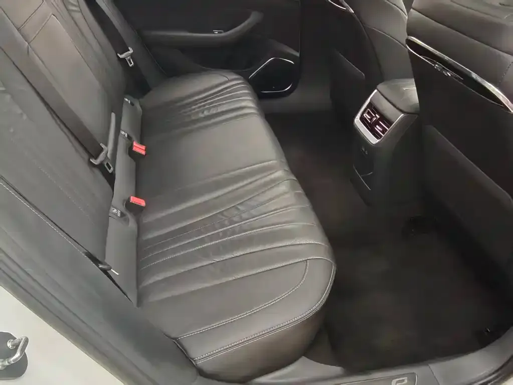Hongqi H5 2023 из CN, фото 8