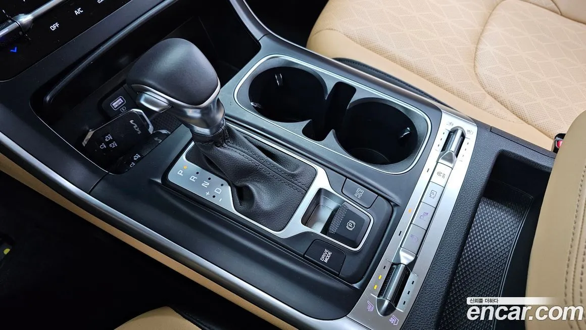 Kia Carnival 2023 из KR, фото 7