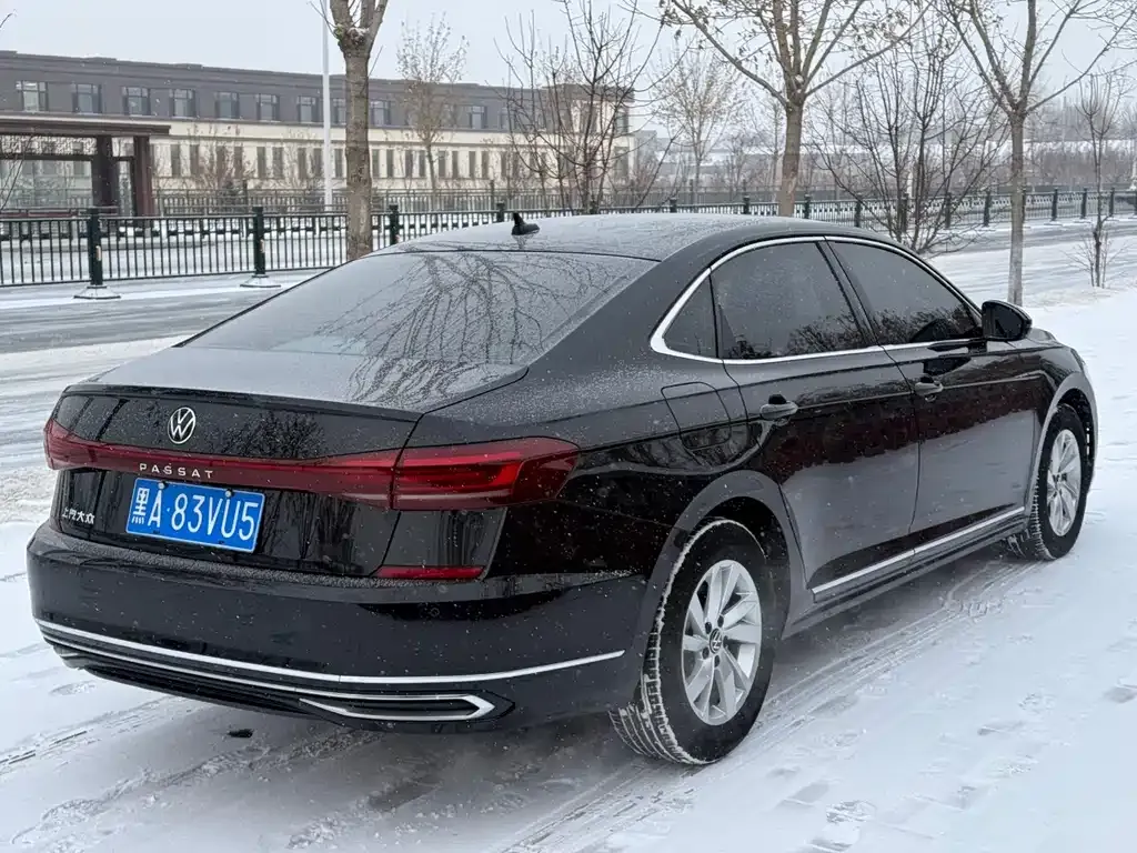 Volkswagen Passat 2023 из CN, фото 7