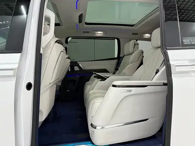 Buick Century 2024 из CN, фото 7