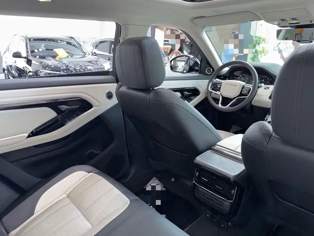 Land Rover Evoque 2023 из CN, фото 4