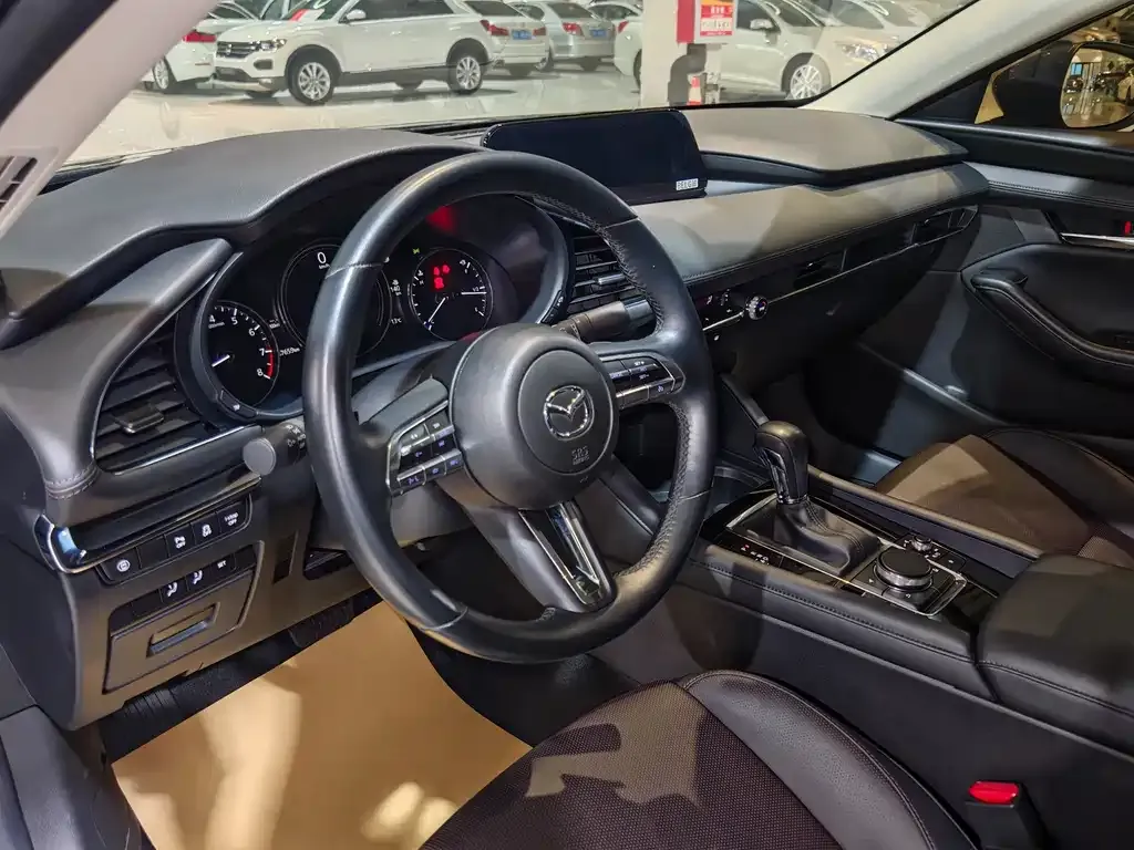 Mazda 3 Axela 2021 из CN, фото 5