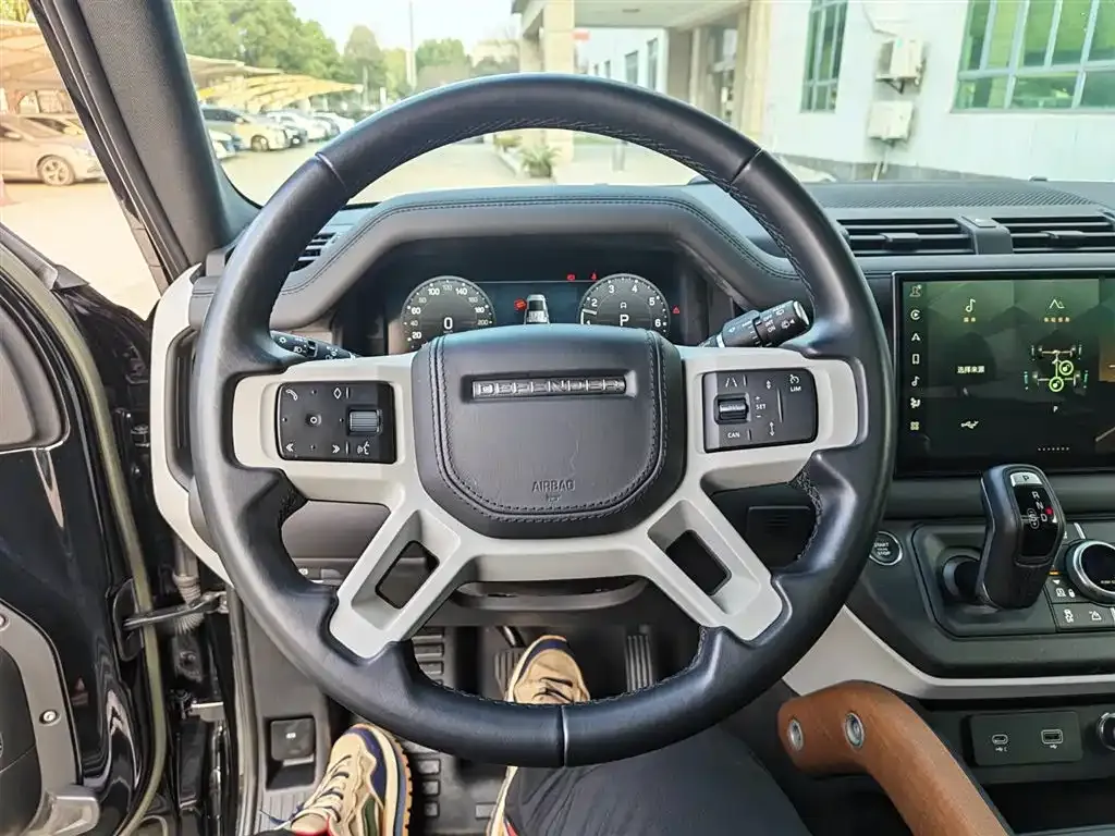 Land Rover Defender 2023 из CN, фото 10