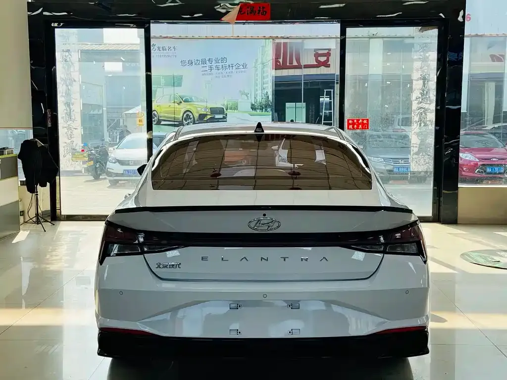 Hyundai Elantra 2021 из CN, фото 4