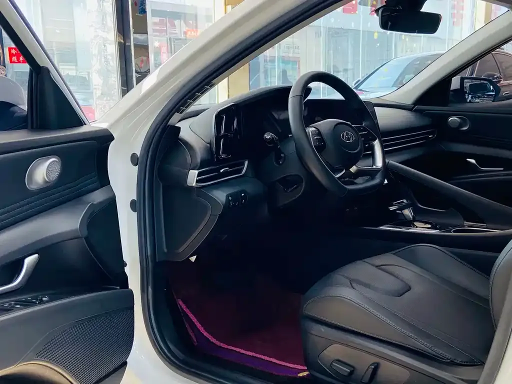Hyundai Elantra 2021 из CN, фото 7