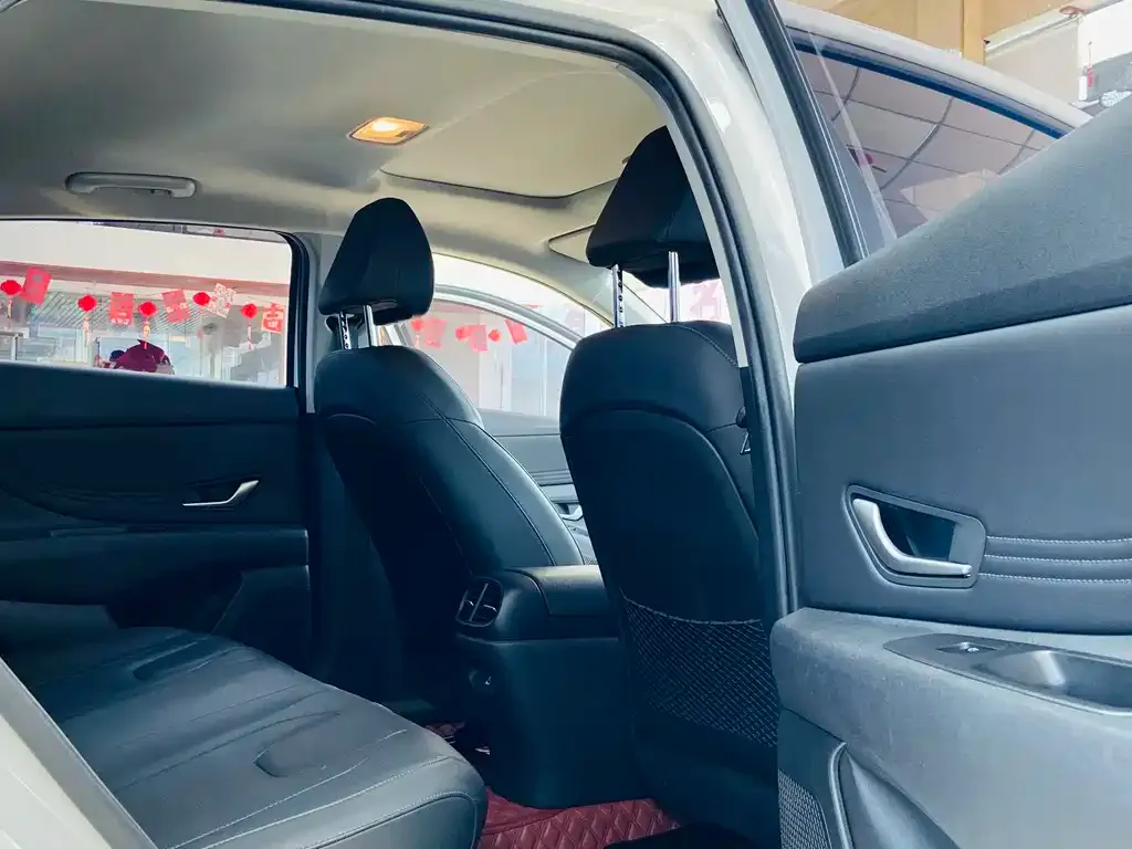 Hyundai Elantra 2021 из CN, фото 9