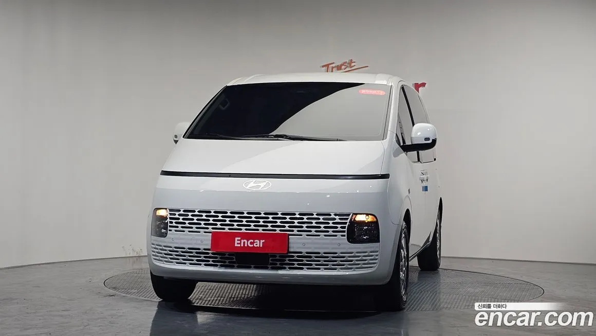 Hyundai Staria 2025 из KR, фото 2