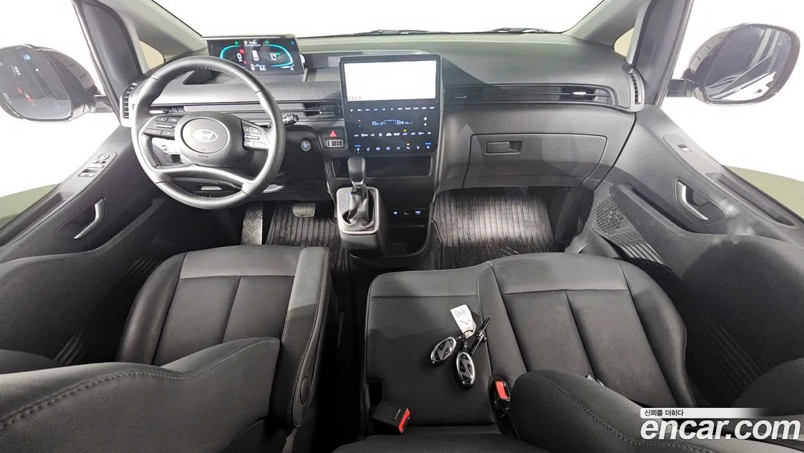 Hyundai Staria 2025 из KR, фото 8