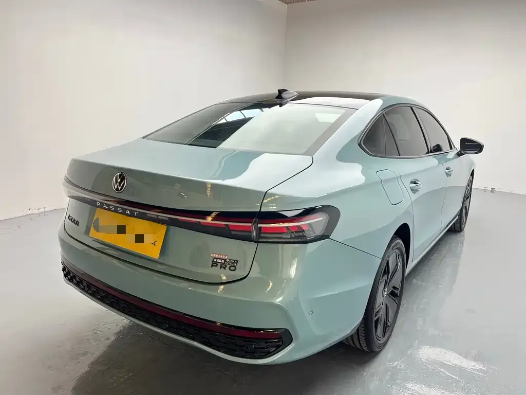 Volkswagen Passat 2024 из CN, фото 3