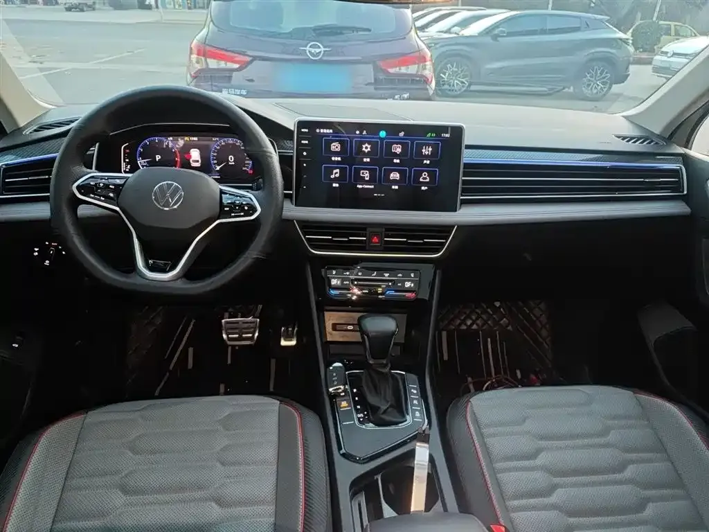 Volkswagen Tiguan L 2023 из CN, фото 10
