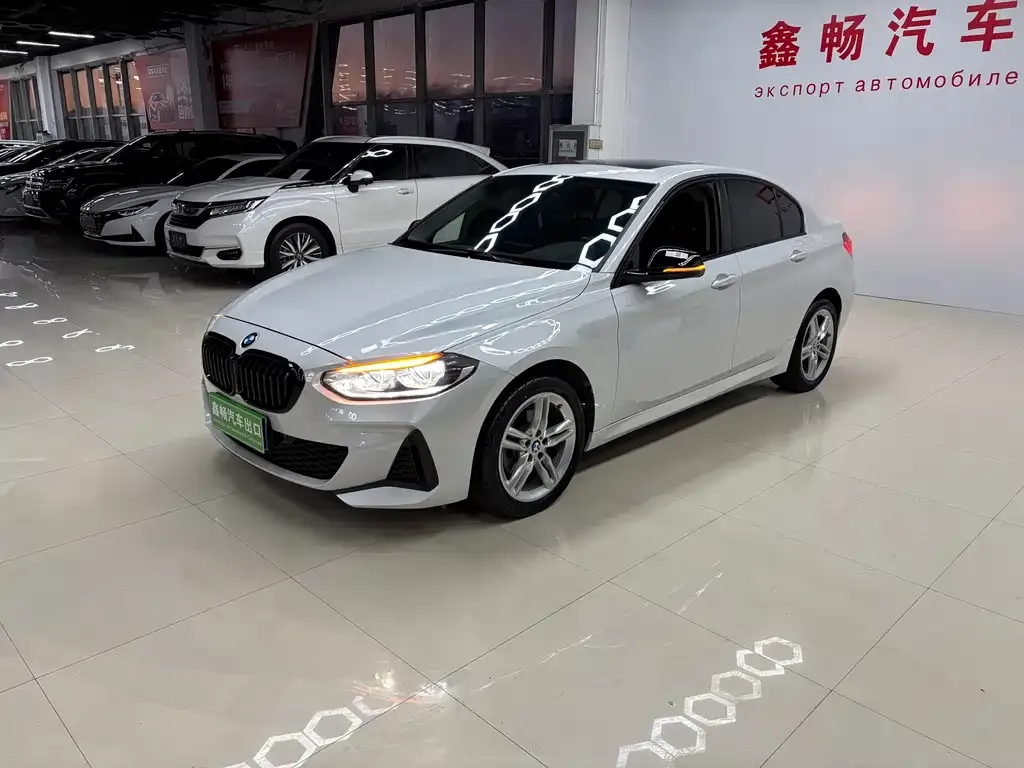 BMW 1 Series 2021 из CN, фото 2