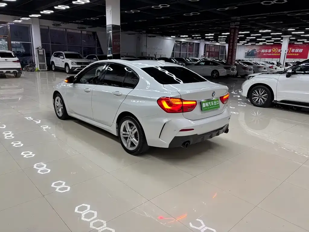 BMW 1 Series 2021 из CN, фото 7