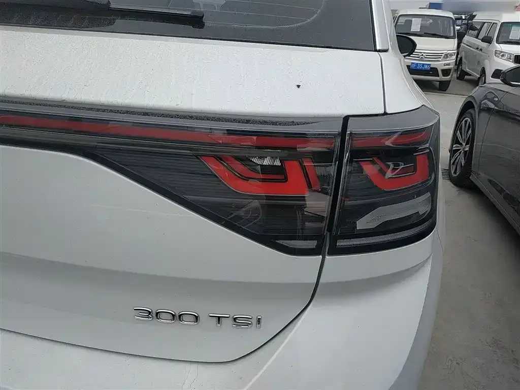Volkswagen T-Roc 2024 из CN, фото 8