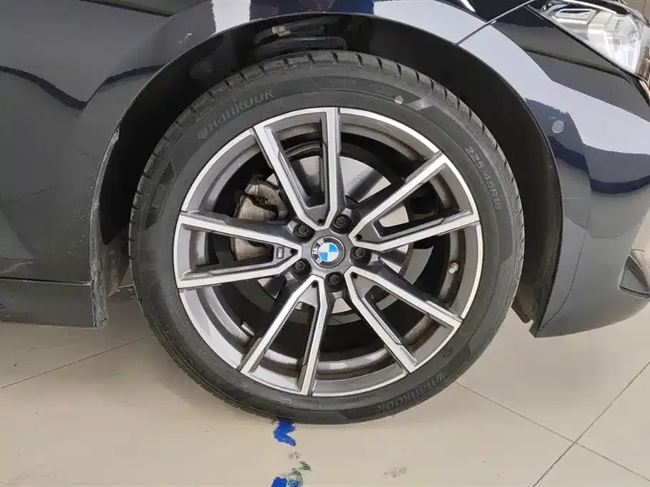 BMW 3 Series 2024 из CN, фото 4