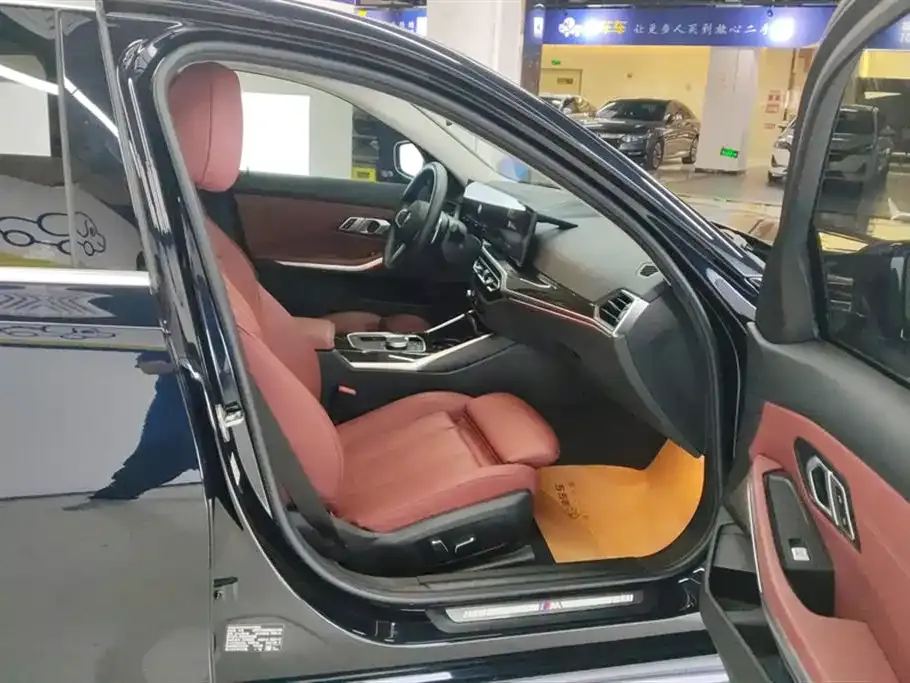 BMW 3 Series 2024 из CN, фото 9