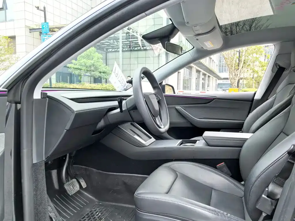 Tesla Model Y 2025 из CN, фото 8