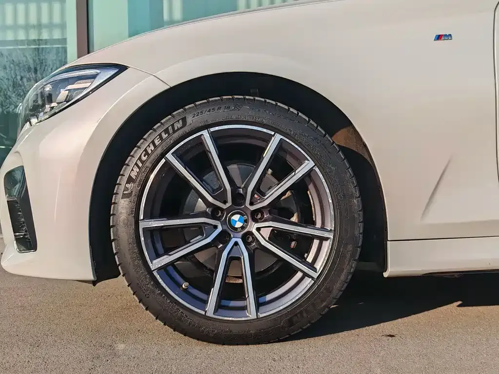 BMW 3 Series 2022 из CN, фото 10