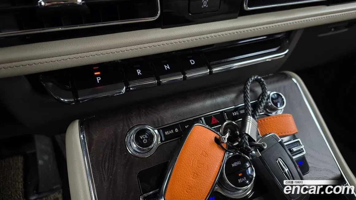 Lincoln Aviator 2023 из KR, фото 10