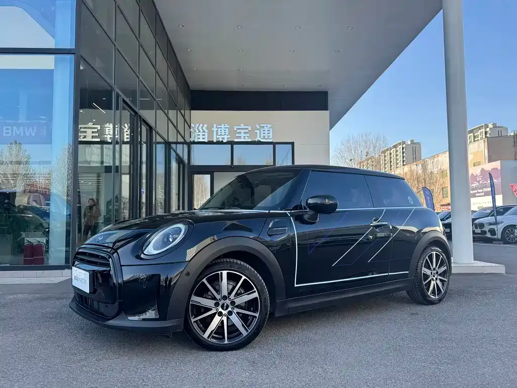MINI Cooper (3-door) 2023 из CN, фото 9