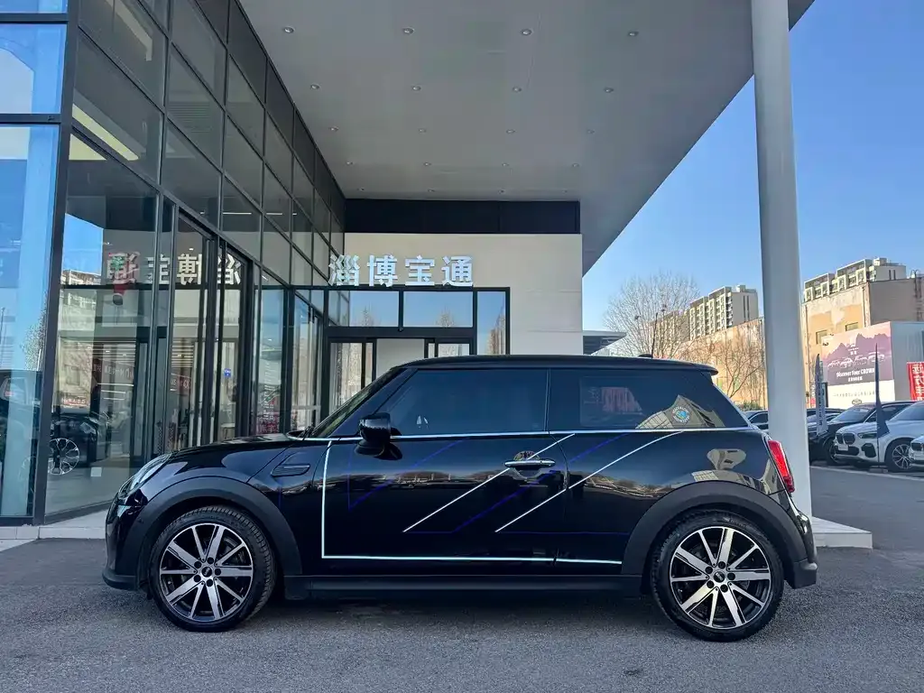 MINI Cooper (3-door) 2023 из CN, фото 7