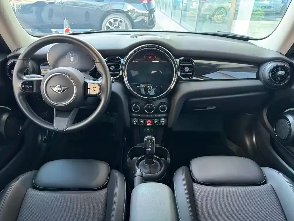 MINI Cooper (3-door) 2023 из CN, фото 6