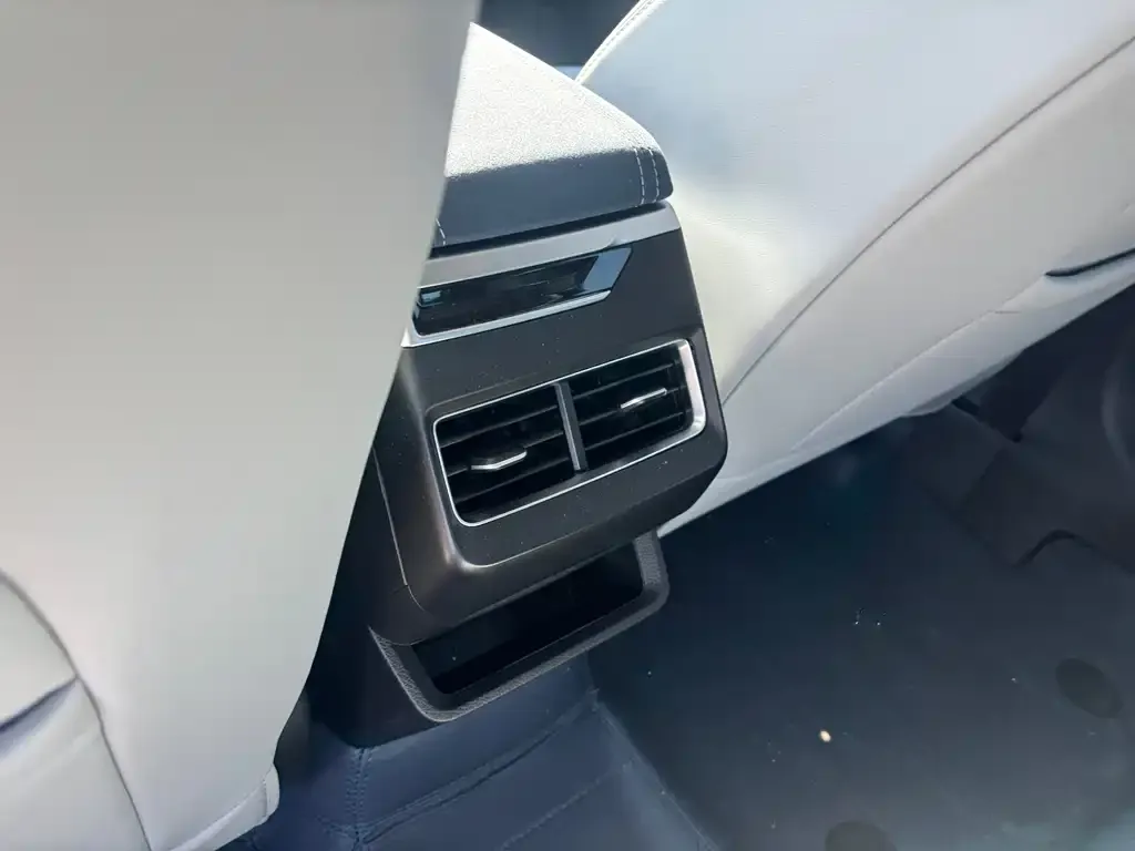 Geely Xingrui 2023 из CN, фото 6